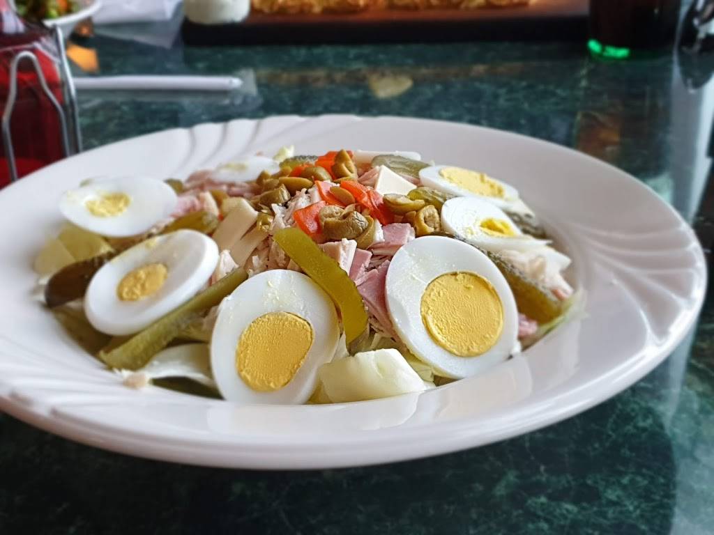 Harbor Lights Grille | restaurant | 6492 Paradise Trail, Carp Lake, MI 49718, USA | 2316261021 OR +1 231-626-1021