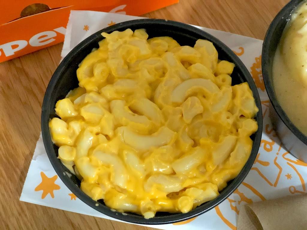 Popeyes Louisiana Kitchen | restaurant | 1426 Fillmore St, San Francisco, CA 94115, USA | 4155671748 OR +1 415-567-1748