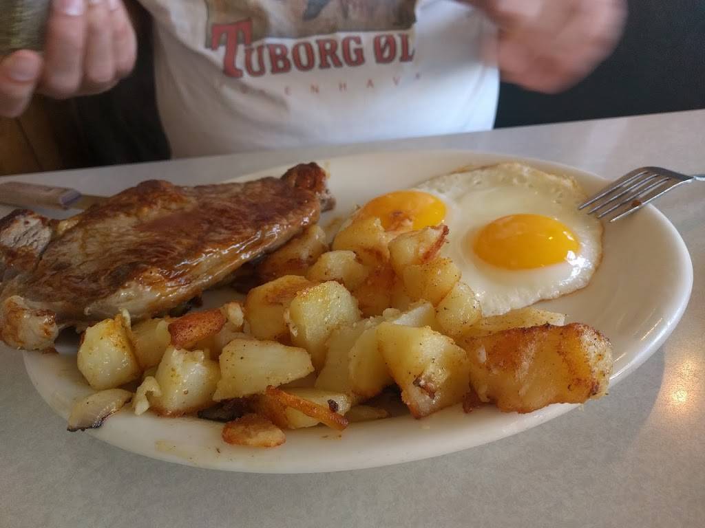 Budget Cafe | restaurant | 7017, 832 E Ocean Ave, Lompoc, CA 93436, USA | 8057354085 OR +1 805-735-4085