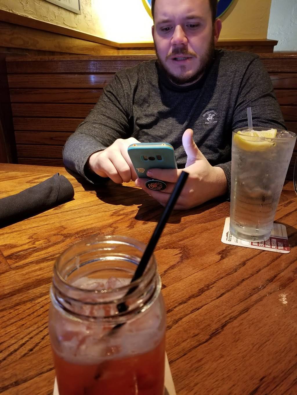 Outback Steakhouse | restaurant | 4905 Commercial Way, Spring Hill, FL 34606, USA | 3525921028 OR +1 352-592-1028