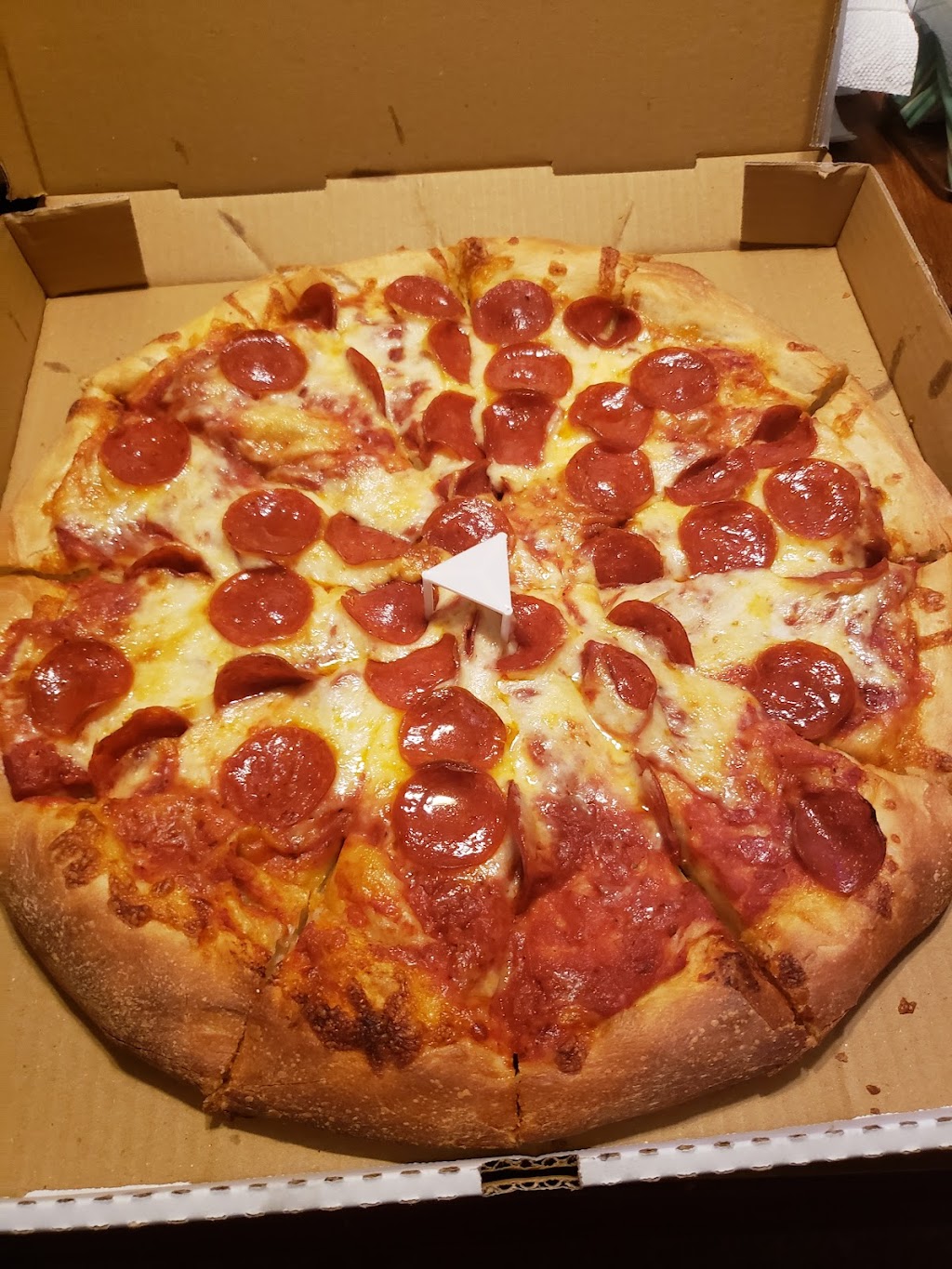 Pizza Gurus | restaurant | 16 E Main St, Brocton, NY 14716, USA | 7162304004 OR +1 716-230-4004