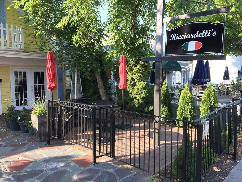 Ricciardellis | restaurant | 575 Main St, Hyannis, MA 02601, USA | 5088274539 OR +1 508-827-4539