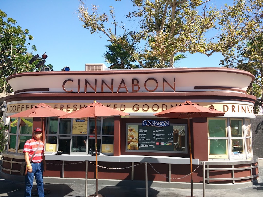 Cinnabon | bakery | 100 Universal City Plaza, Universal City, CA 91608, USA | 8189274197 OR +1 818-927-4197