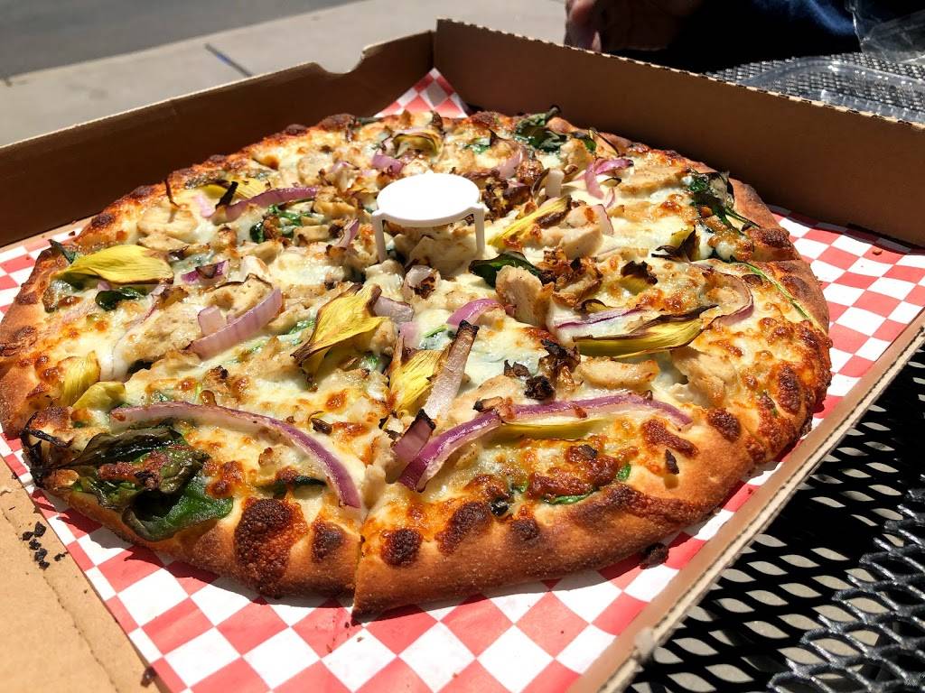 Garlic Jims Famous Gourmet Pizza | meal delivery | 3982 Red Cedar Dr, Highlands Ranch, CO 80126, USA | 3033465467 OR +1 303-346-5467