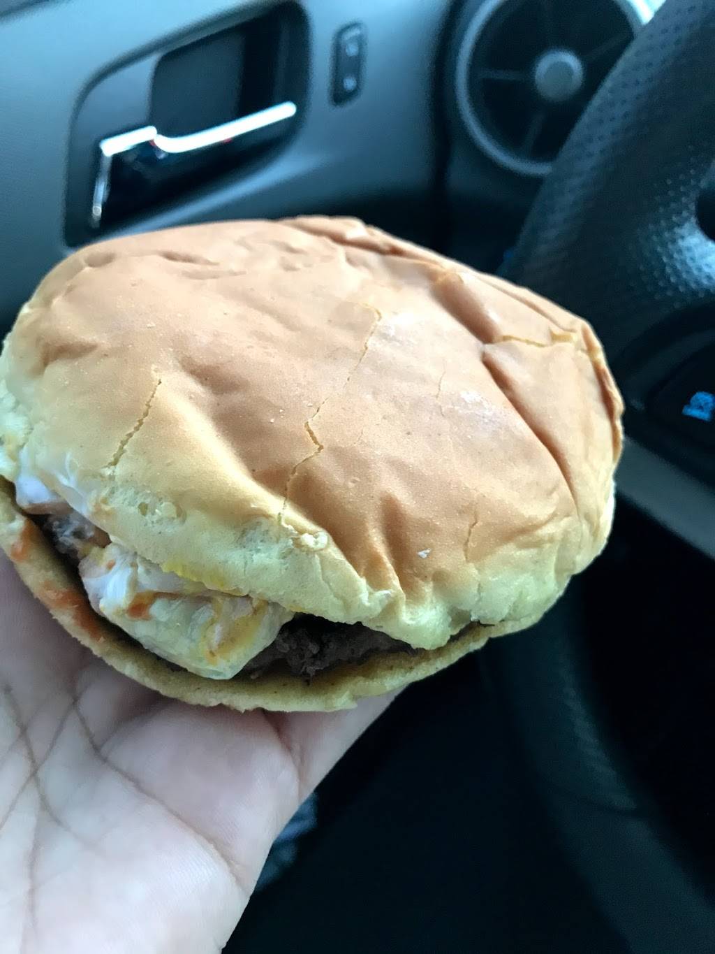 Sonic Drive-In | restaurant | 4023 W 167th St, Country Club Hills, IL 60478, USA | 7087984204 OR +1 708-798-4204