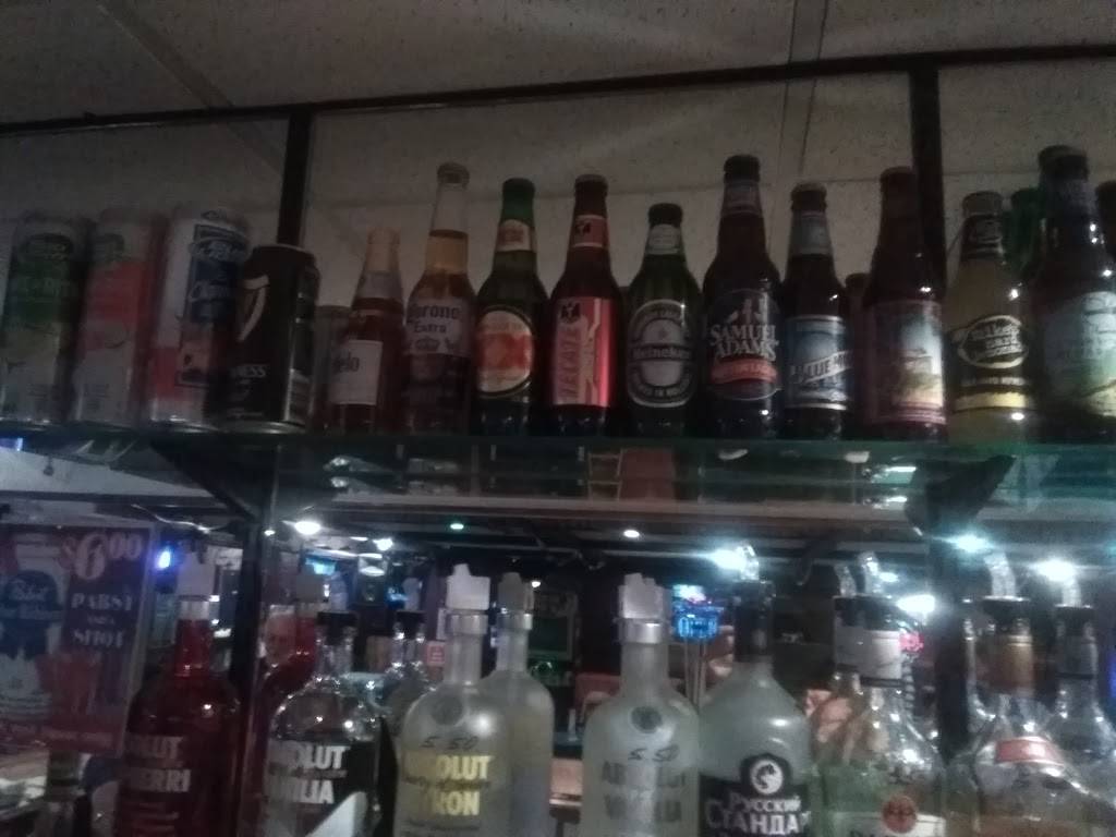 Uncle Freds Tavern | restaurant | 215 Fontaine Blvd, Colorado Springs, CO 80911, USA | 7193686336 OR +1 719-368-6336