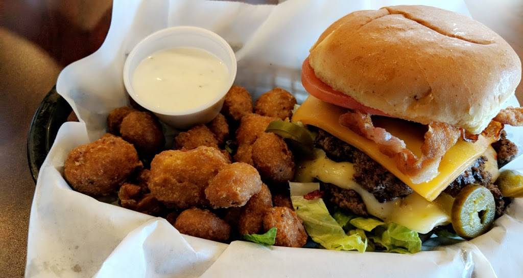 Buddys Burgers | restaurant | 6551 E Riverside Blvd, Rockford, IL 61114, USA | 8159801213 OR +1 815-980-1213