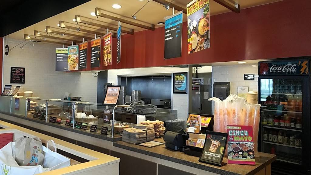 QDOBA Mexican Eats | restaurant | 98 RHL Blvd, South Charleston, WV 25309, USA | 3047442700 OR +1 304-744-2700