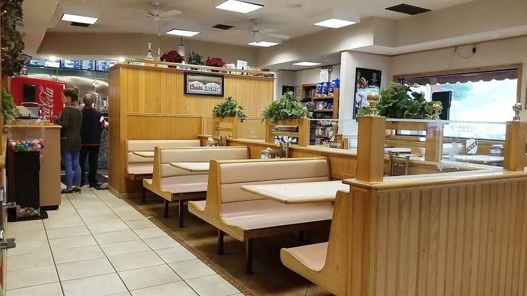 A & M Pizza Restaurant | restaurant | 626 Quentin Rd, Lebanon, PA 17042, USA | 7172739330 OR +1 717-273-9330