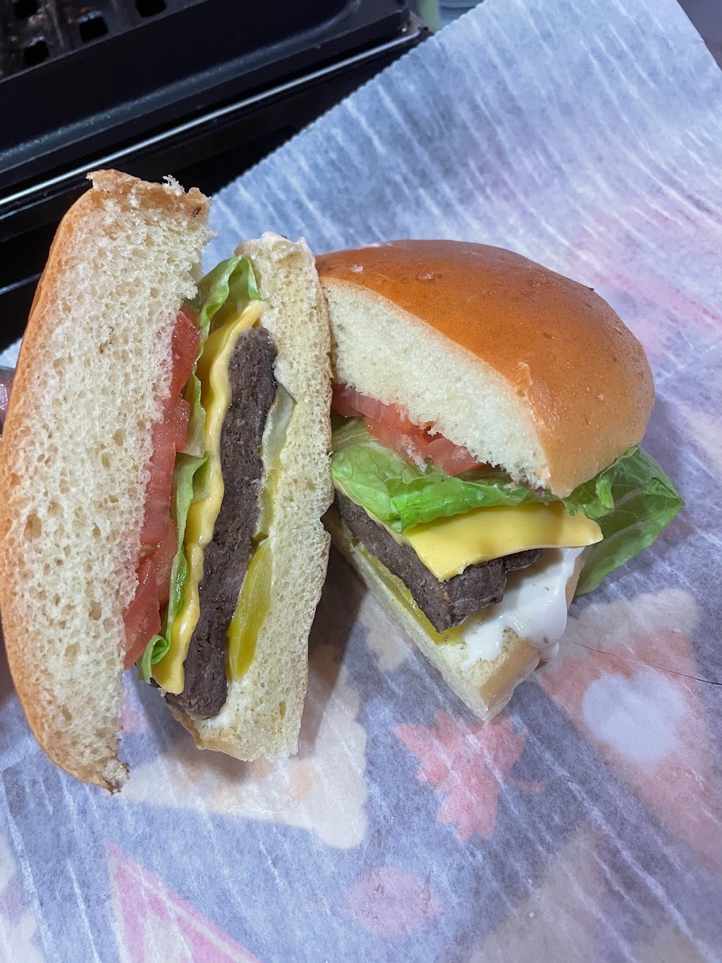 Ozzies ice cream & things LLC. | bakery | 277 W 1st St, Mt Vernon, NY 10550, USA | 9143711205 OR +1 914-371-1205