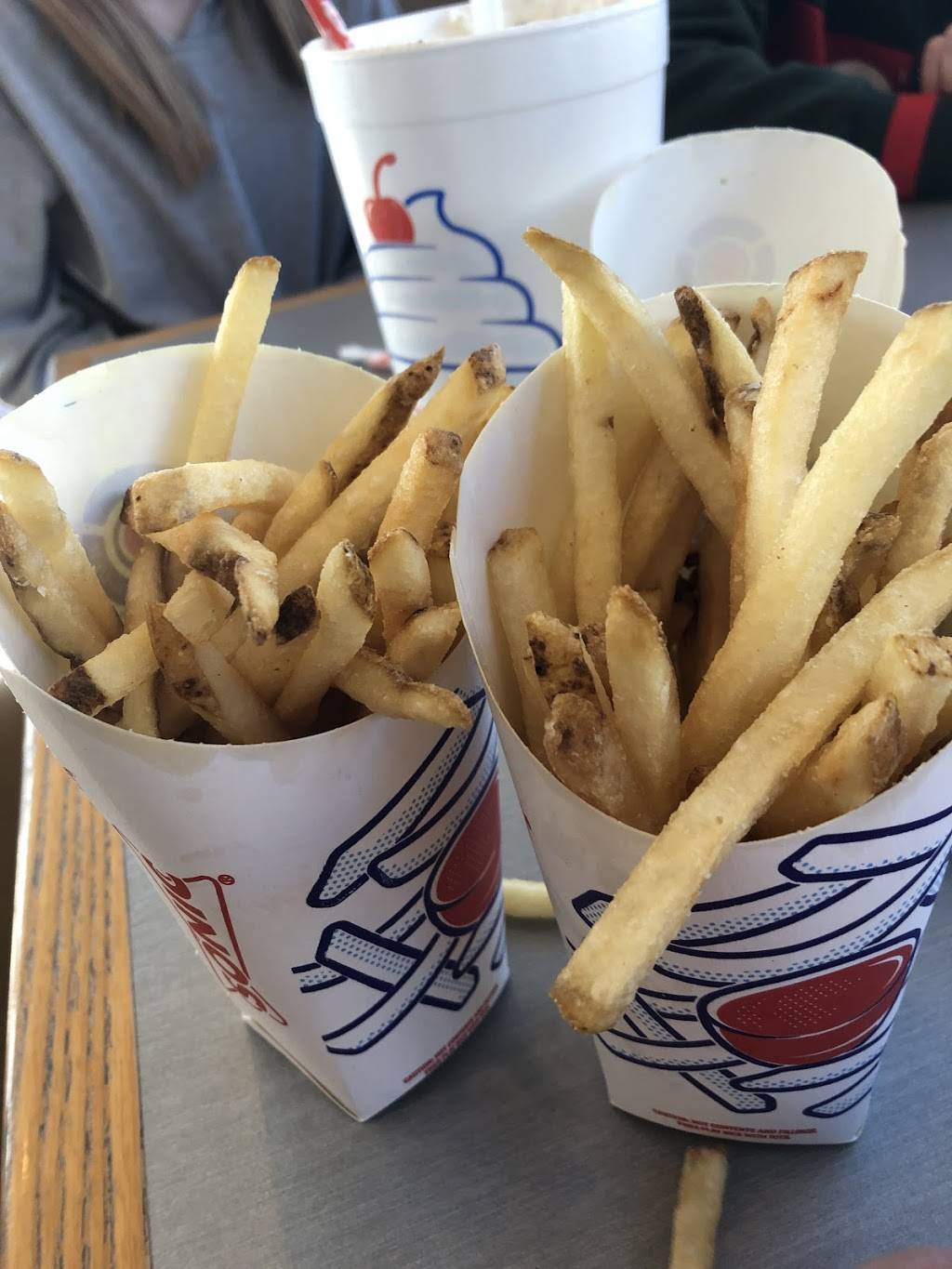 Sonic Drive-In | restaurant | 55 Newbury St, Peabody, MA 01960, USA | 9785359100 OR +1 978-535-9100