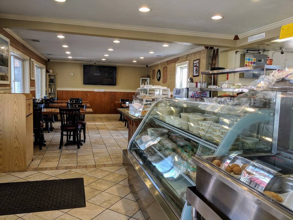 The Grape Leaf | meal takeaway | 515 Washington St, Canton, MA 02021, USA | 7812771700 OR +1 781-277-1700