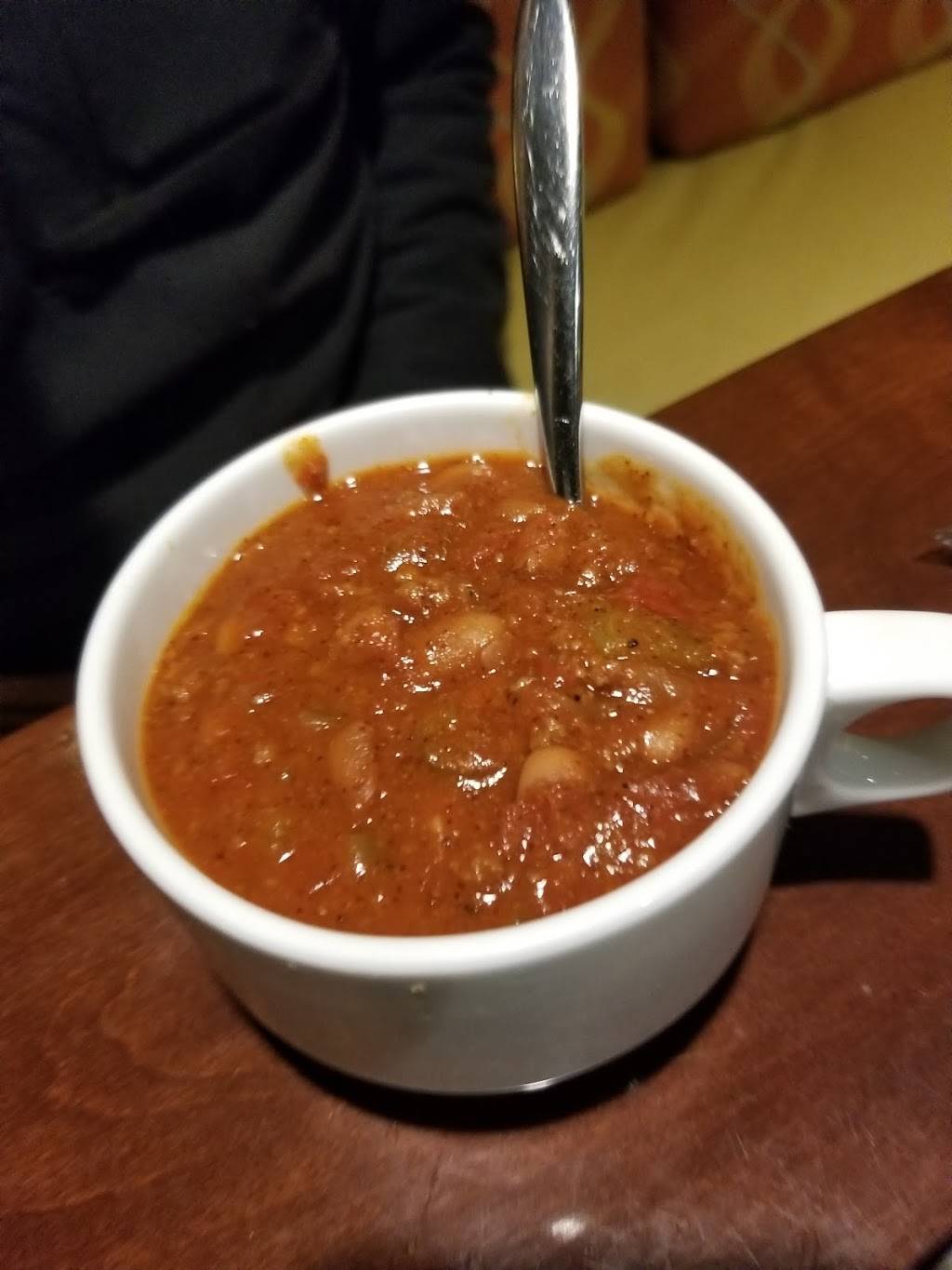 Twin Bridges Restaurant | restaurant | 100 Jackpot Pl, Wyandotte, OK 74370, USA | 9186786456 OR +1 918-678-6456