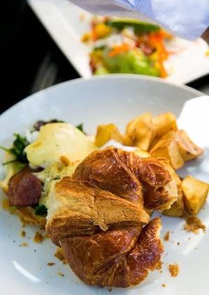 Saddle Peak Lodge | restaurant | 419 Cold Canyon Rd, Calabasas, CA 91302, USA | 8182223888 OR +1 818-222-3888