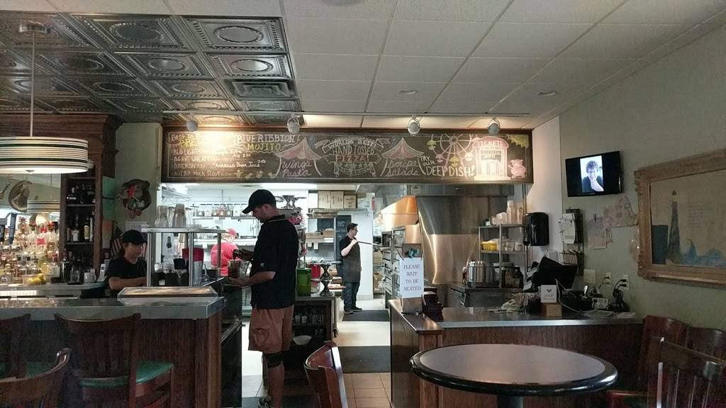 Hart Pizza | restaurant | 105 E Main St, Hart, MI 49420, USA | 2318734434 OR +1 231-873-4434