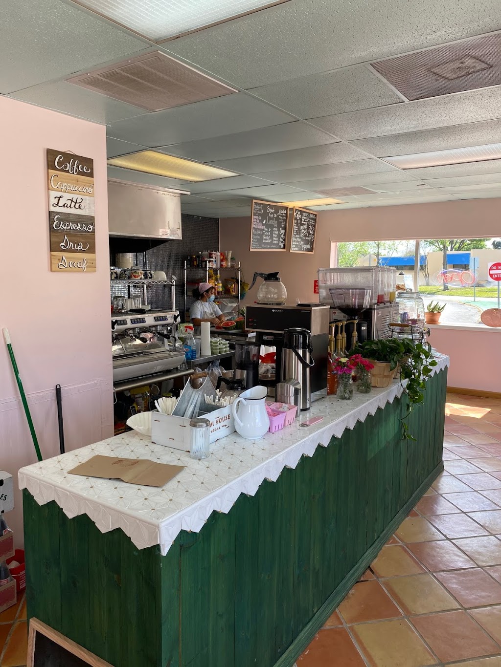 Sweet Cup Cafe | restaurant | 1401 Lakeland Hills Blvd, Lakeland, FL 33805, USA | 8635592017 OR +1 863-559-2017