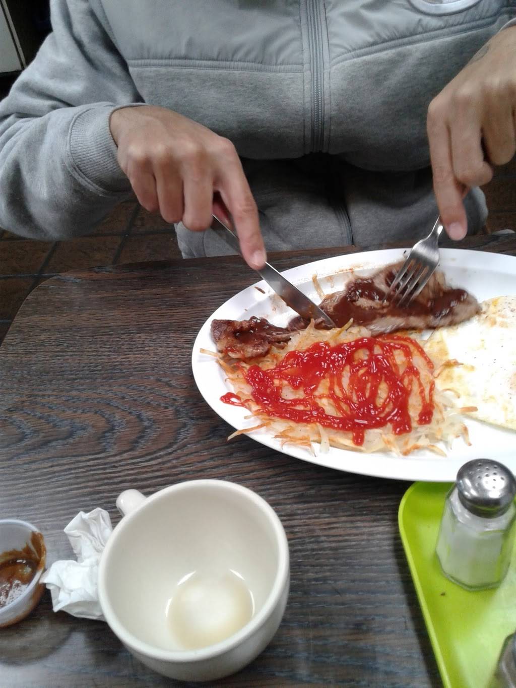 Yia-Yias Sandwiches | meal takeaway | 200 Alice St, Oakland, CA 94607, USA | 5108343470 OR +1 510-834-3470