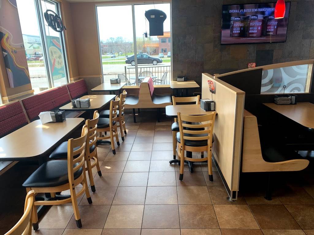 Dairy Queen Grill & Chill | restaurant | 555 Lake St S, Forest Lake, MN 55025, USA | 6514646608 OR +1 651-464-6608