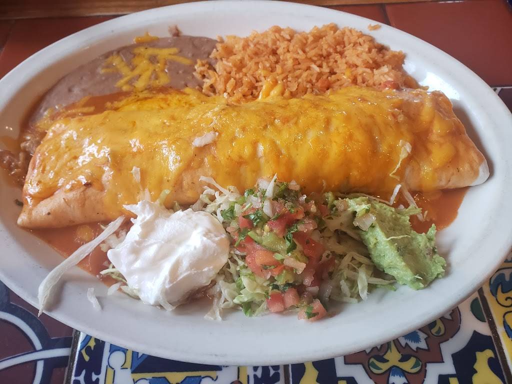 Fiesta Loca | restaurant | 967 WI-35, Dresser, WI 54009, USA | 7152942580 OR +1 715-294-2580