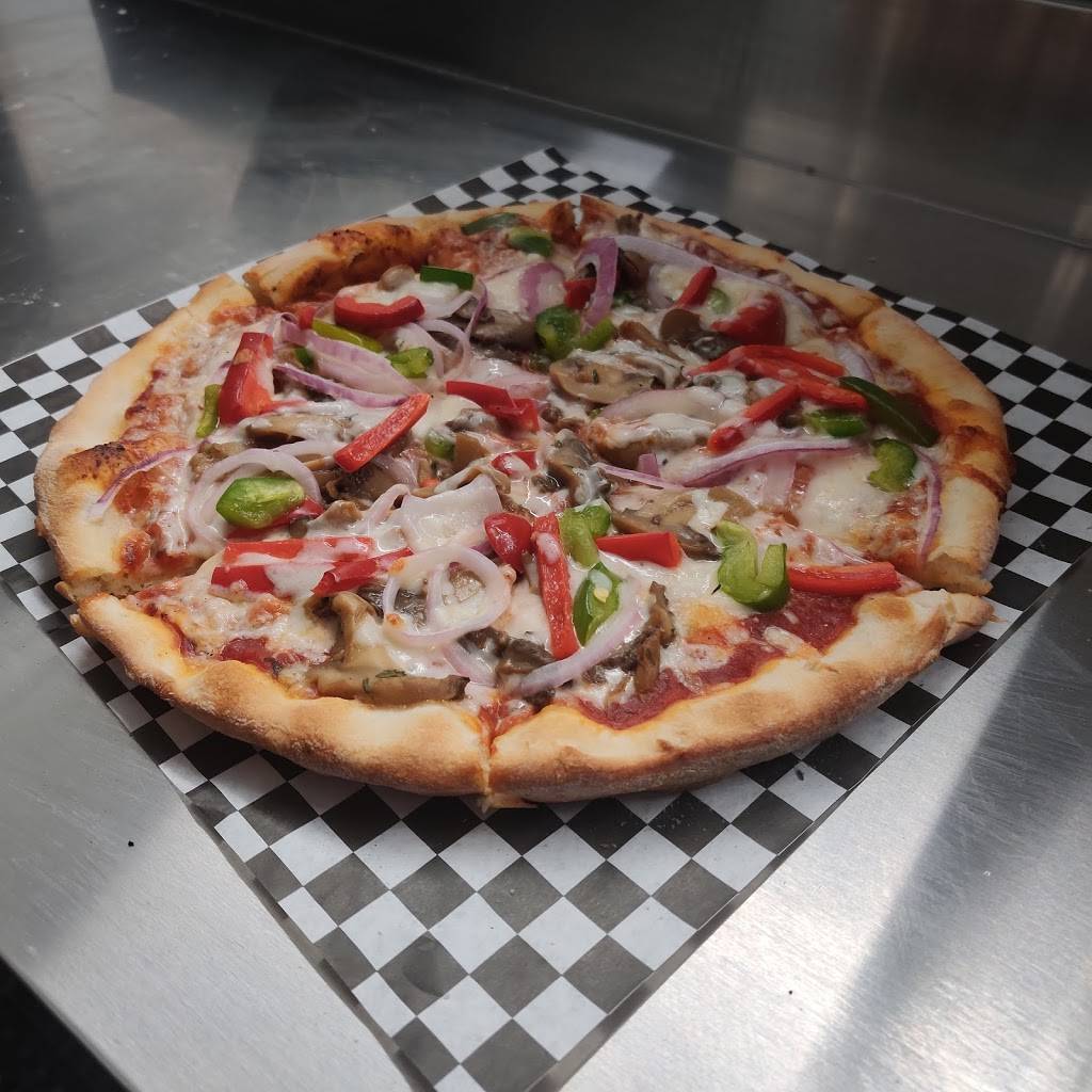 Big Reds Pizza | restaurant | 220 NW 137th Ave, Miami, FL 33182, USA | 3059511272 OR +1 305-951-1272
