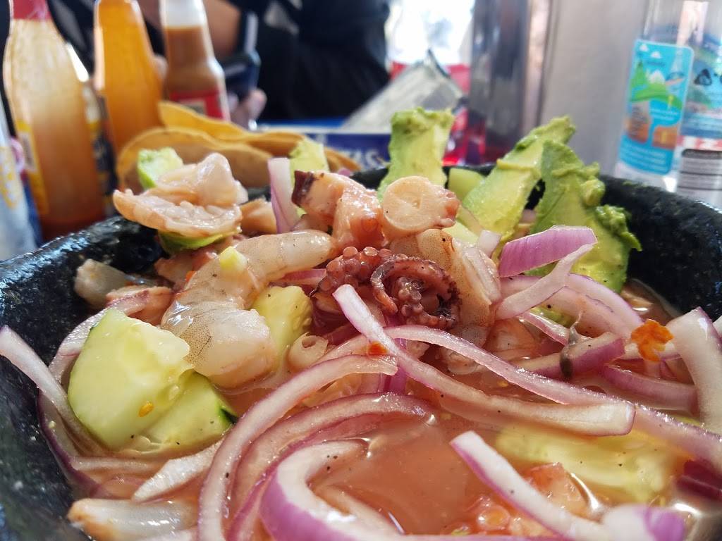 MARISCOS LOS CORITAS | restaurant | Blvd. Benito Juárez 1564, Machado Sur, 22700 Rosarito, B.C., Mexico | 016611107953 OR +52 661 110 7953