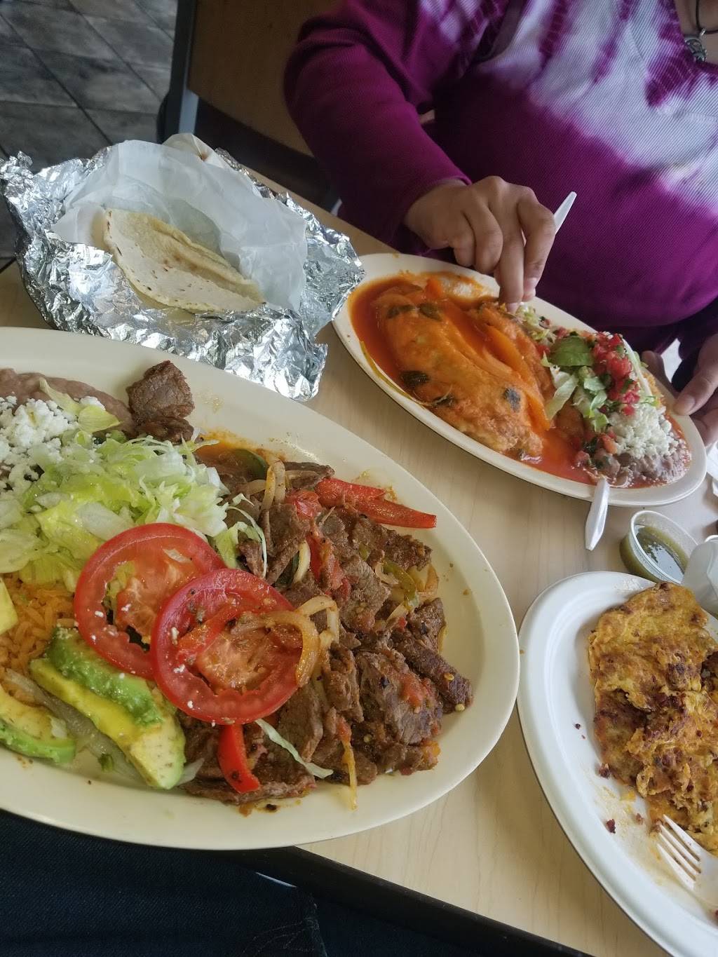 Lucys Mexican Grill | restaurant | 615 Blossom Hill Rd, San Jose, CA 95123, USA | 4082271430 OR +1 408-227-1430