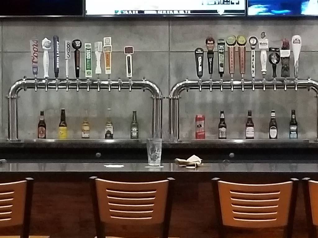 Fire Wings Fair Oaks | restaurant | 5350 Sunrise Blvd, Fair Oaks, CA 95628, USA | 9164963473 OR +1 916-496-3473