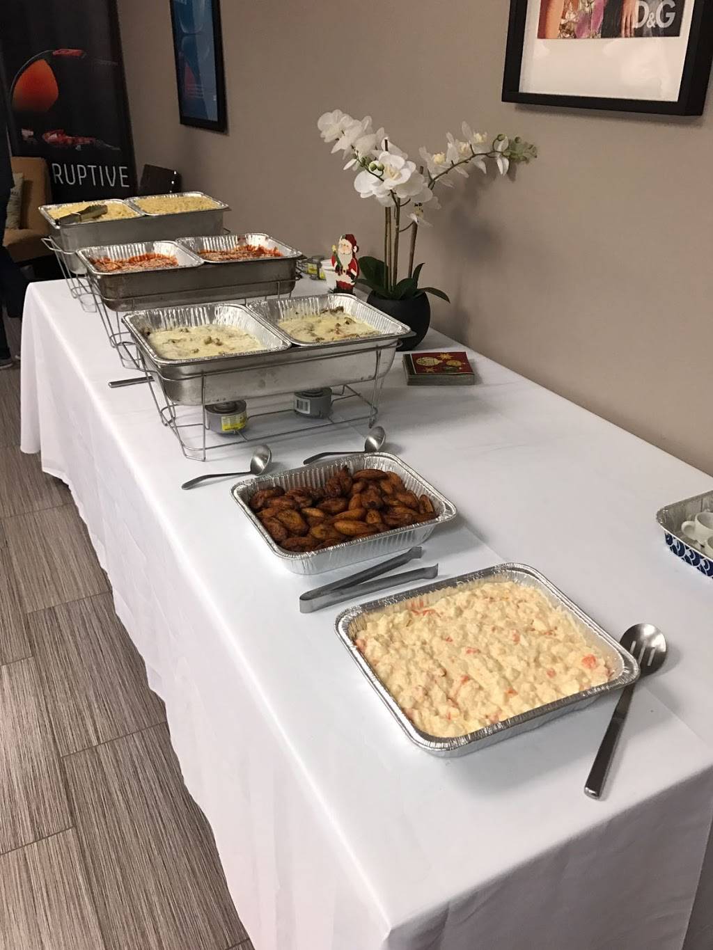 Sunny Subs | restaurant | 8581 NW South River Dr, Medley, FL 33166, USA | 3058840156 OR +1 305-884-0156