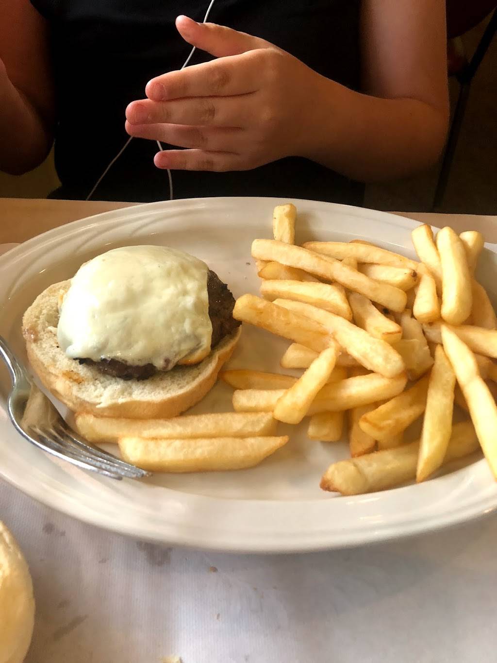 Vitos Ristorante | restaurant | 320 E 1st St, East Syracuse, NY 13057, USA | 3153784984 OR +1 315-378-4984