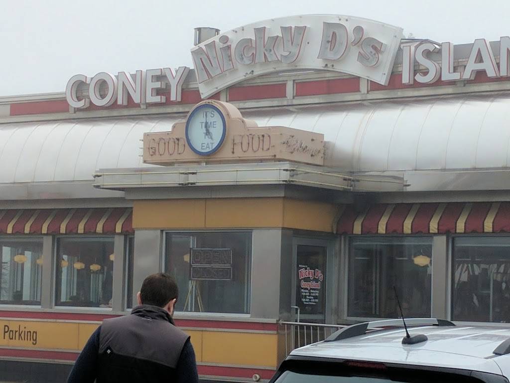 Nicky Ds Coney Island | restaurant | 32657 Woodward Ave, Royal Oak, MI 48073, USA | 2485491488 OR +1 248-549-1488