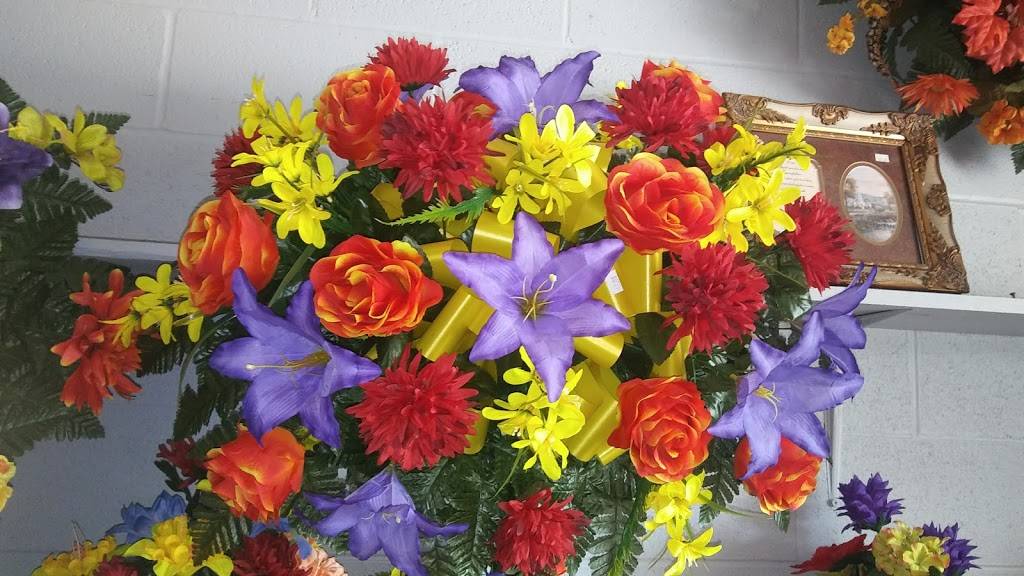 Kats Diner & Market | restaurant | 9155 Old Nashville Hwy, McMinnville, TN 37110, USA | 9319392053 OR +1 931-939-2053