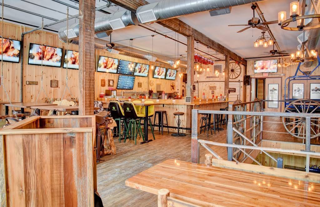 Bonfire Restaurant & Country Bar Manchester | restaurant | 950 Elm St, Manchester, NH 03101, USA | 6032175600 OR +1 603-217-5600