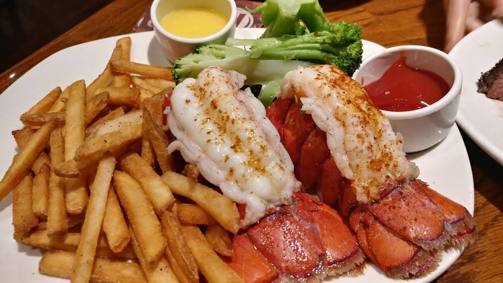 Outback Steakhouse | restaurant | 13703 Georgia Ave, Silver Spring, MD 20906, USA | 3019334385 OR +1 301-933-4385