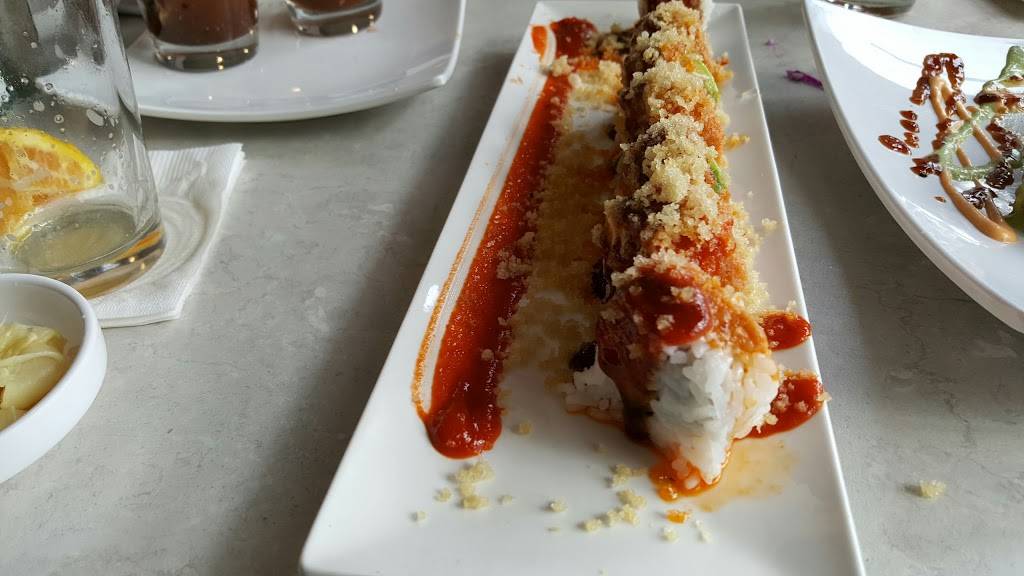 VIX Seafood & Sushi | restaurant | 7588 Monterey Rd, Gilroy, CA 95020, USA | 4086486797 OR +1 408-648-6797