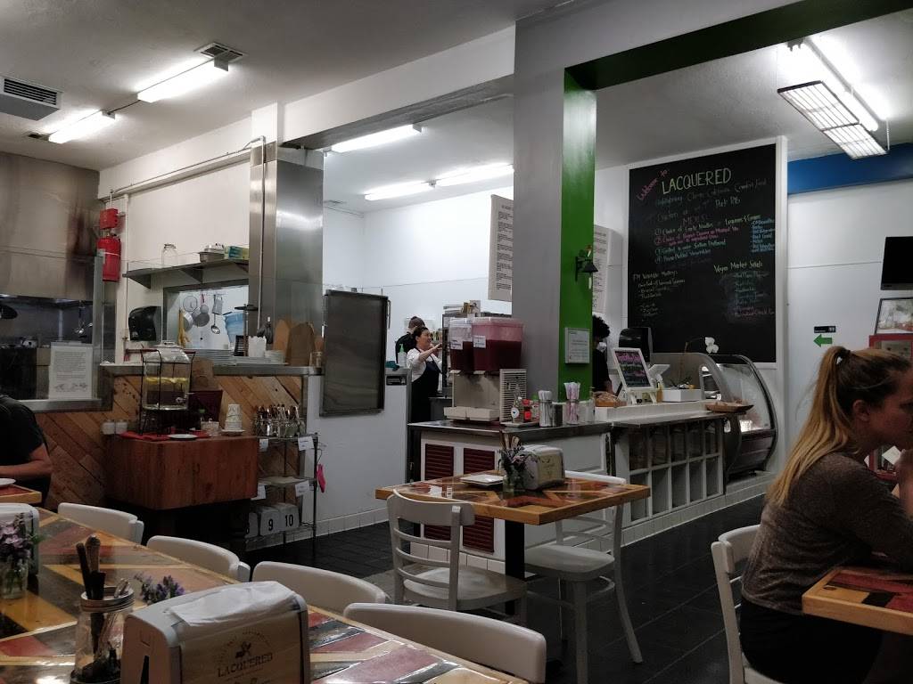 The Laquered Chicken | restaurant | 273 1/2 Euclid Ave, Long Beach, CA 90803, USA | 5628818105 OR +1 562-881-8105