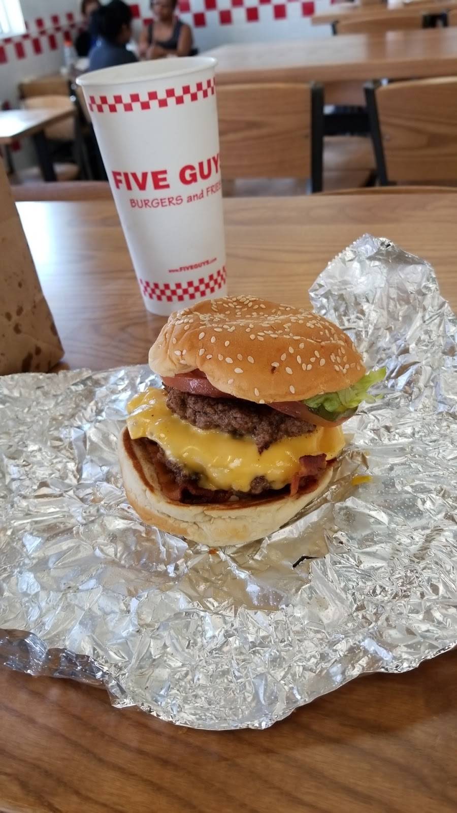 Five Guys | meal takeaway | Waterford Lakes Town Center, Orlando, FL 32828, USA | 3212355006 OR +1 321-235-5006