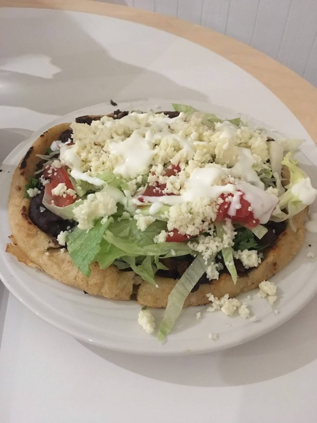 Taqueria Y Antojitos La Pasadita | restaurant | 5250 W 10th St, Indianapolis, IN 46224, USA | 3179855384 OR +1 317-985-5384