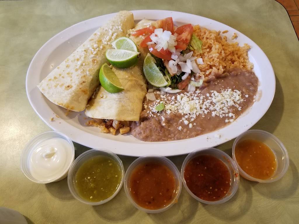 Taqueria Taco Riendo | restaurant | 127 W Main St, Apopka, FL 32703, USA | 4078890300 OR +1 407-889-0300