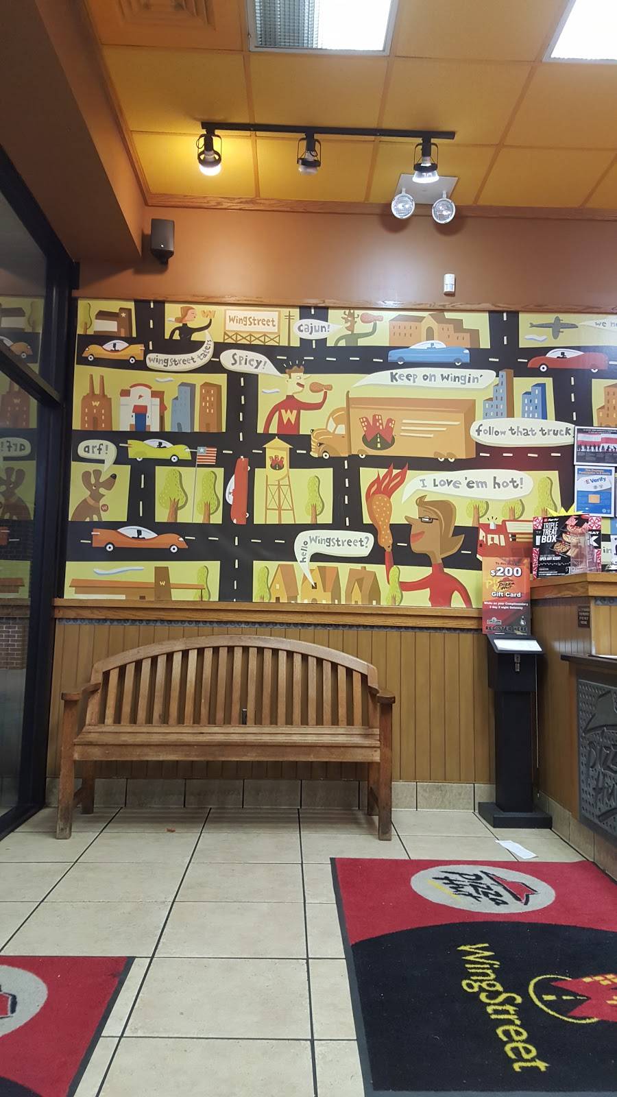 Pizza Hut | restaurant | 6226 Little River Turnpike, Alexandria, VA 22312, USA | 7038220515 OR +1 703-822-0515