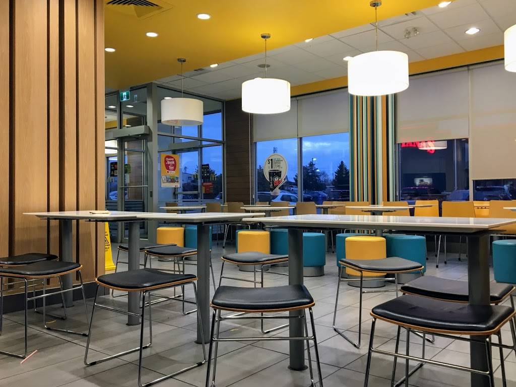 McDonalds | cafe | 507 Norwich Ave, Woodstock, ON N4S 9A2, Canada | 5195394475 OR +1 519-539-4475