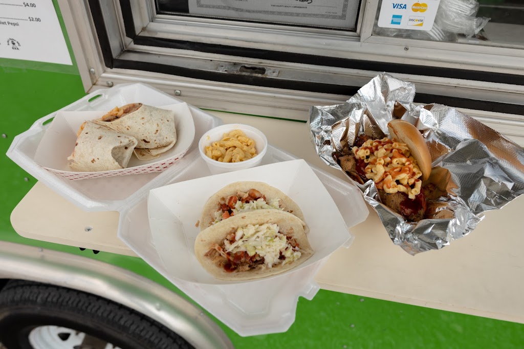 Buttas Better BBQ | restaurant | 2532 N 7th St, Terre Haute, IN 47804, USA | 8122415150 OR +1 812-241-5150