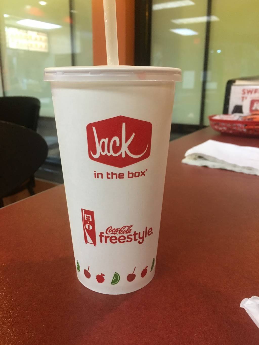 Jack in the Box | restaurant | 13449 Baseline Ave, Fontana, CA 92336, USA | 9094636434 OR +1 909-463-6434