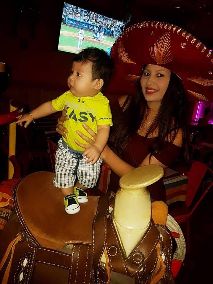 El Chicanito | restaurant | 161 Main St, Hempstead, NY 11550, USA | 5162806000 OR +1 516-280-6000