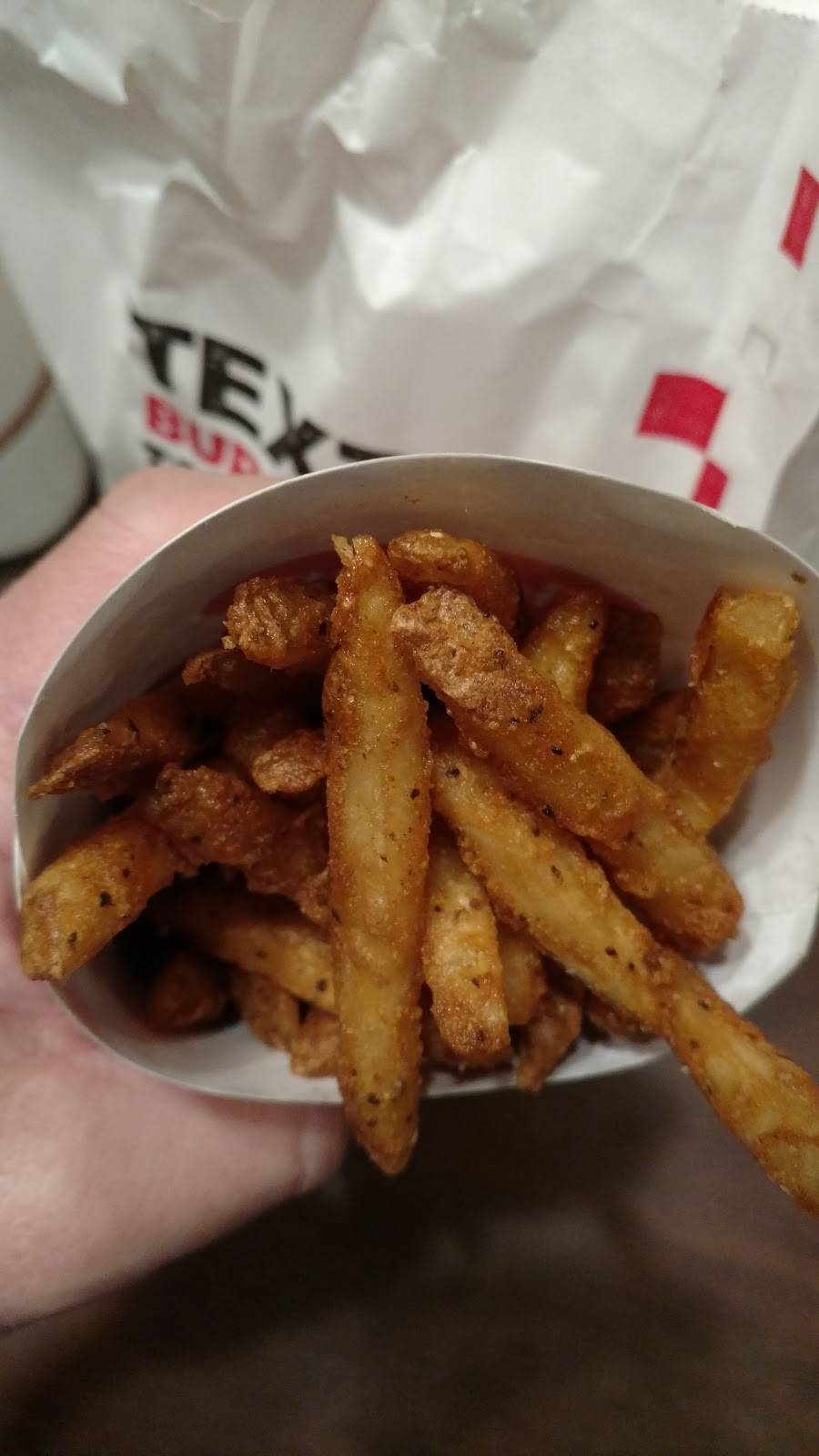 Checkers | restaurant | 2009 Pepperell Pkwy, Opelika, AL 36801, USA | 3347457733 OR +1 334-745-7733