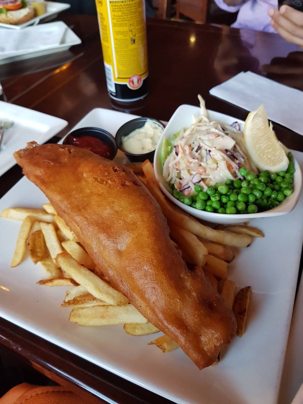 London Pub | restaurant | 9724 Yonge St, Richmond Hill, ON L4C 1V8, Canada | 9055082770 OR +1 905-508-2770