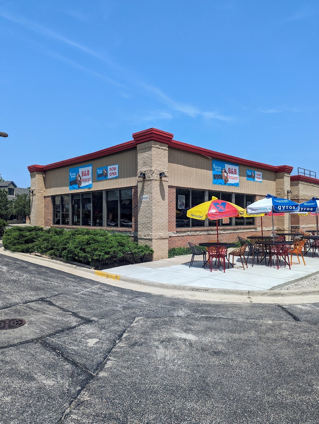 B&B Restaurant | restaurant | 34528 US-45, Third Lake, IL 60030, USA | 2245414461 OR +1 224-541-4461