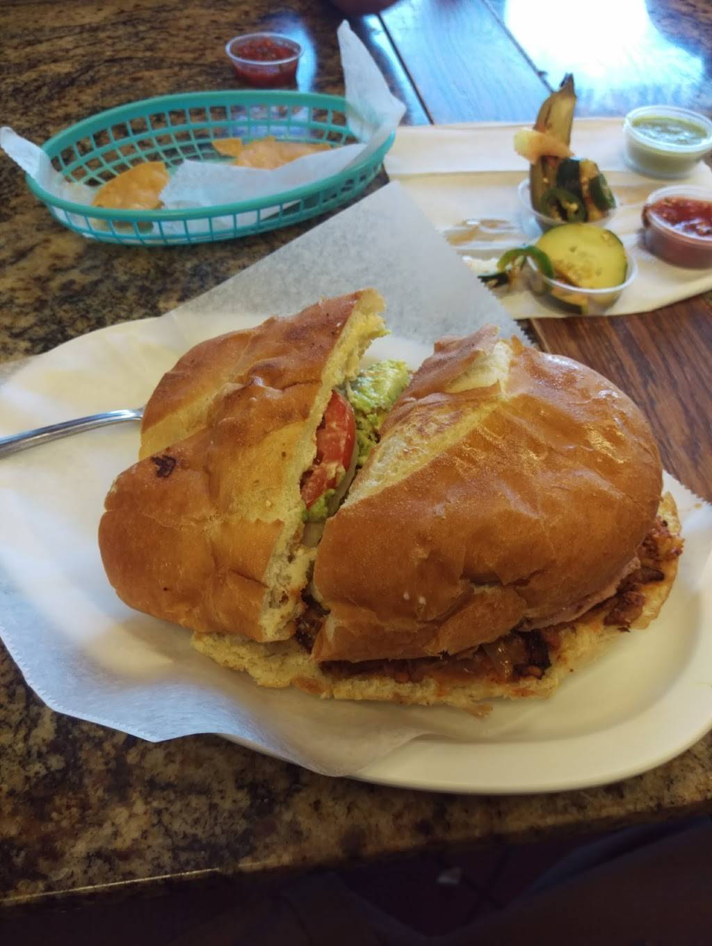 Taqueria La Mordida | restaurant | 1176 Hillsdale Ave, San Jose, CA 95118, USA | 4089791618 OR +1 408-979-1618