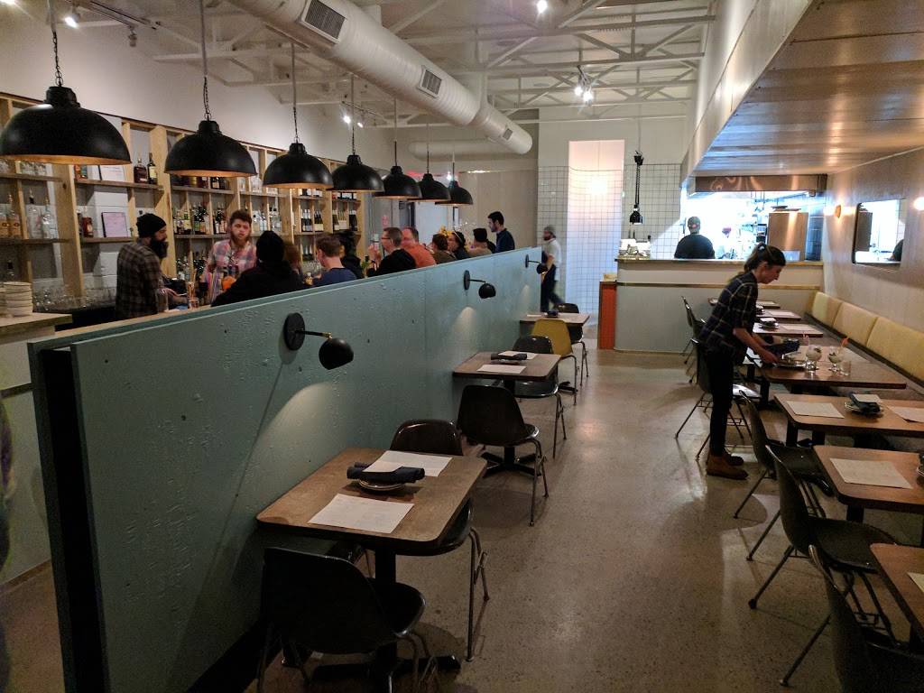 Voyager | restaurant | 600 Vester St, Ferndale, MI 48220, USA | 2486584999 OR +1 248-658-4999