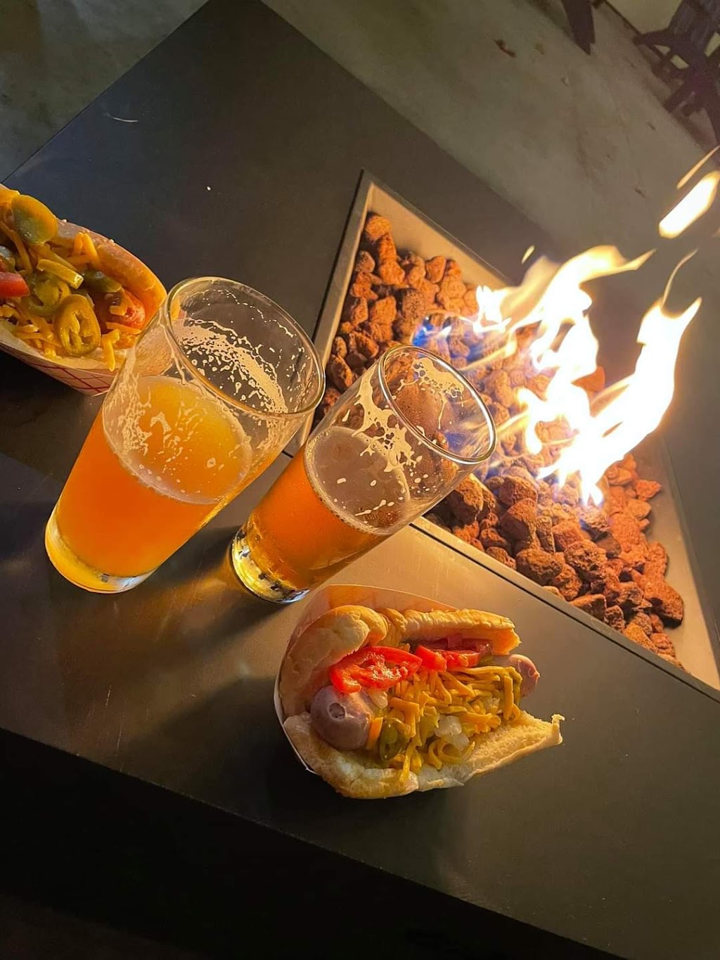 Black Oak Hotdogs | meal takeaway | 1044 Shary Cir, Concord, CA 94518, USA | 9258225711 OR +1 925-822-5711