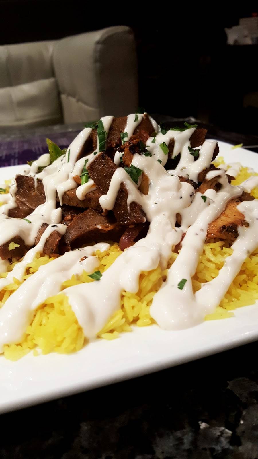 Makani Restaurant & Lounge | meal takeaway | 23070 Oakgrove Rd #150, Sterling, VA 20166, USA | 7034373030 OR +1 703-437-3030